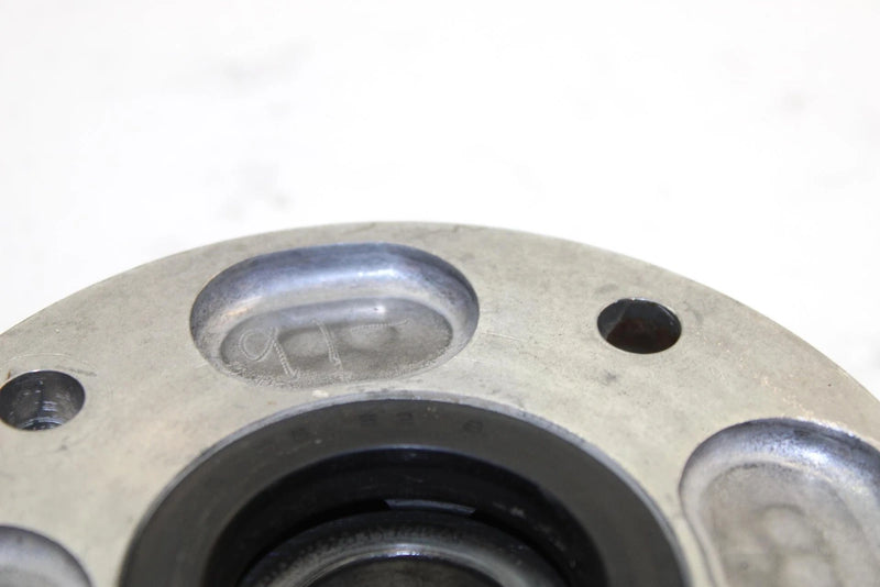 1988 Yamaha  Moto 4 Oem Middle Gear Bearing Housing 2HT-W1752-00-00 AY31