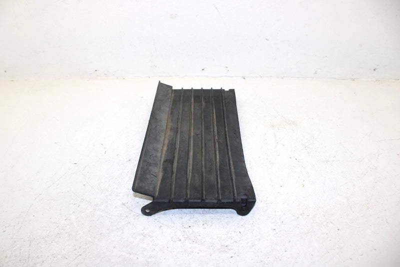 2002 Kawasaki Prairie 650 Oem Radiater Shroud 49125-1079 AK27