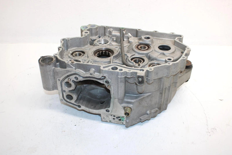 2001 Bombardier Traxter Oem Crankcase 711295881 AB10