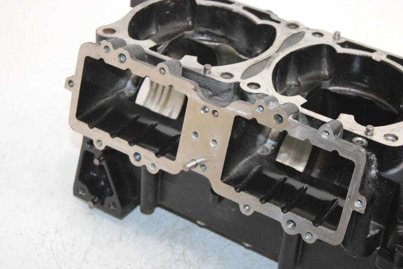 1998 Yamaha Waverunner Gp800 Oem Crankcase 66E-15100-00-8P JY9