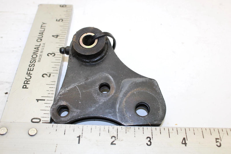 2006 Yamaha Apex Rtx Oem Front Torque Arm Mount 8FU-47415-10-00 Q2631