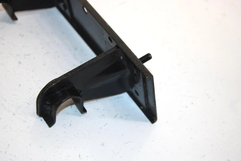 86 Honda Fourtrax  Trx125 A Oem Rear Fender Hinge 80102-VM6-000 AH7