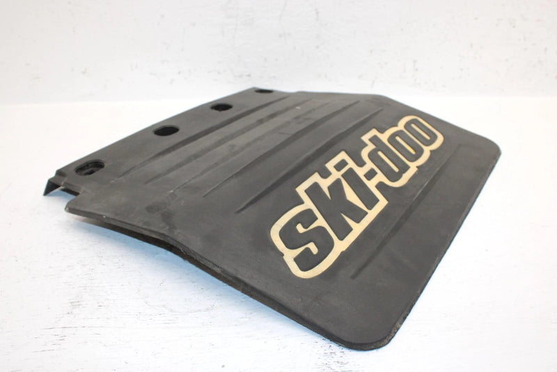 2002 Ski-doo Mxz 500 Oem Snowflap 572092100 SS16