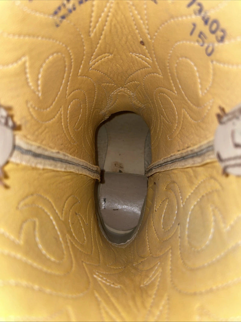 New Women’s Cream Acme Cowboy Boots. 3423 5 M. 2-58