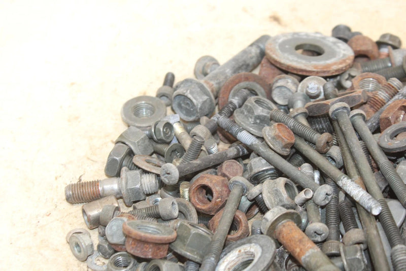 1999 Yamaha Bear Tracker 2wd Oem Nut Bolt Spacer Hardware Kit AY50