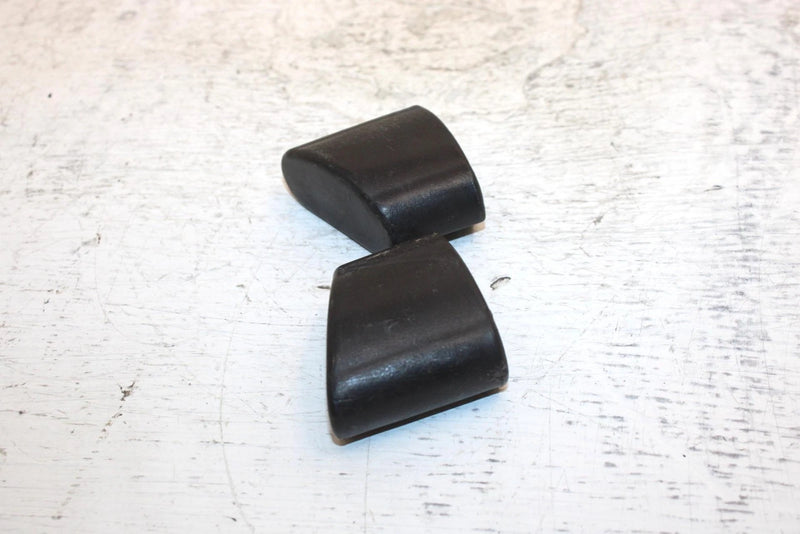 1995 Arctic Cat Z 440 Oem Bumper End Cap Set 0616-396 0616-397 SA13