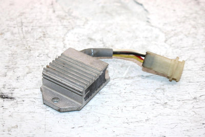 1990 Yamaha  Moto 4 Oem Voltage Regulator 29U-81960-90-00 AY5