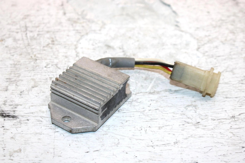 1990 Yamaha  Moto 4 Oem Voltage Regulator 29U-81960-90-00 AY5