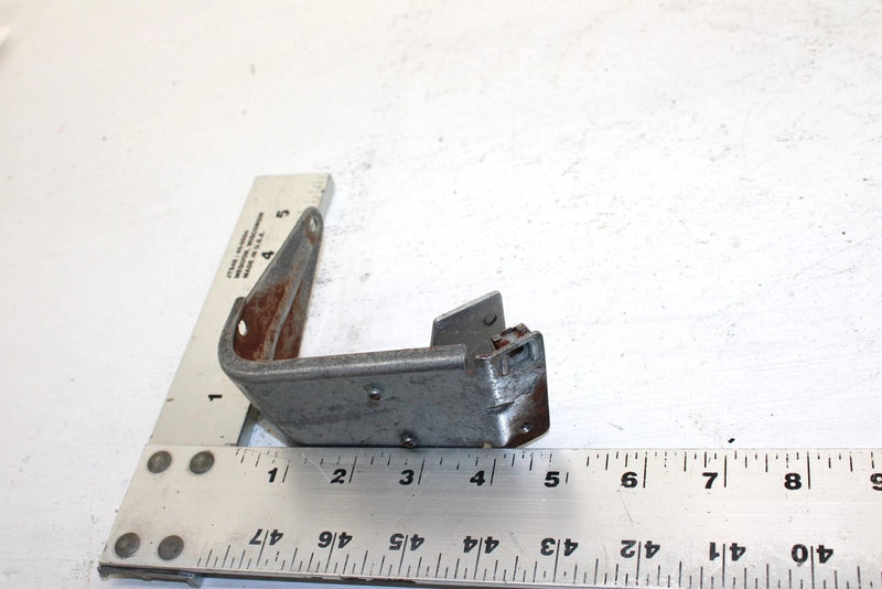 1997 Polaris 500 Indy Oem Right Side Panel Bracket 5240995 SP15