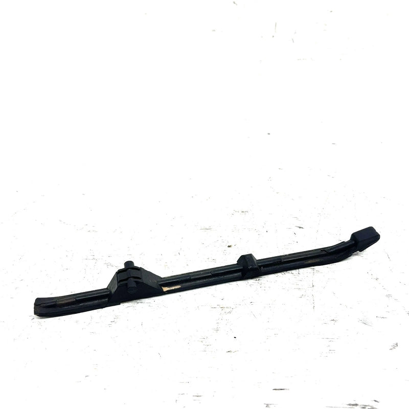 88-00 Honda FourTrax 300 TRX300FW 4x4 OEM Cam Chain Guide 14620-HC4-005 AH45