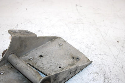 07 Polaris Supersport Edge Oem Right Trailing Arm Mount 2202598 Q5149