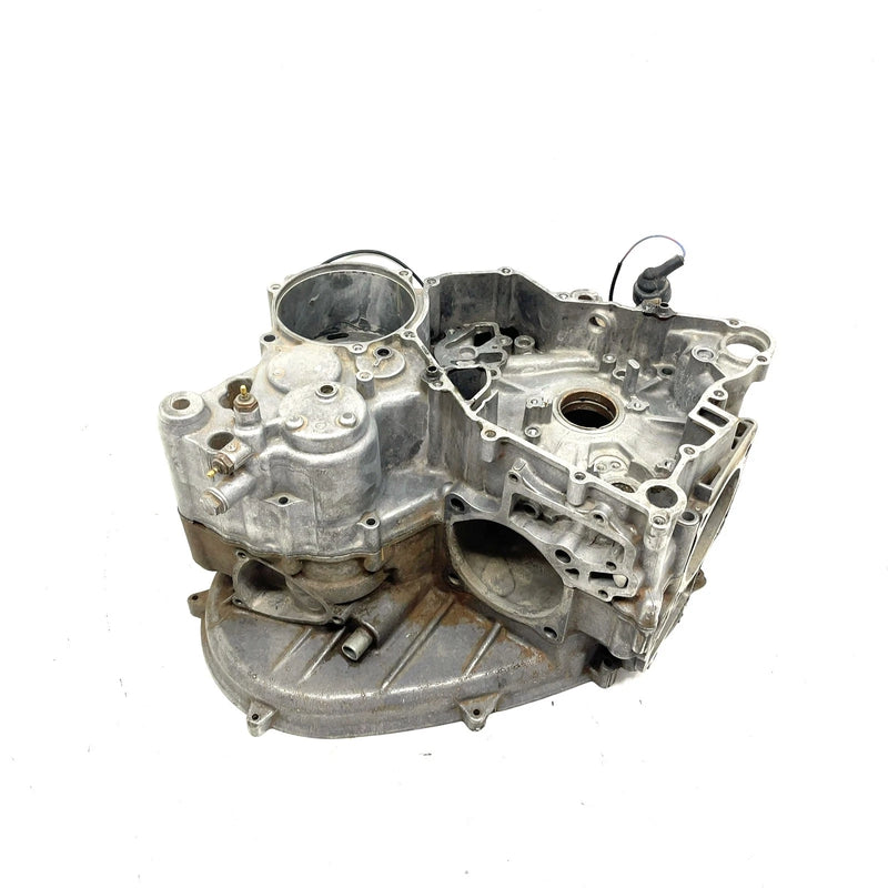 02-03 Kawasaki Prairie 650 KVF650A 4x4 OEM Crankcase 14001-0559 AK37