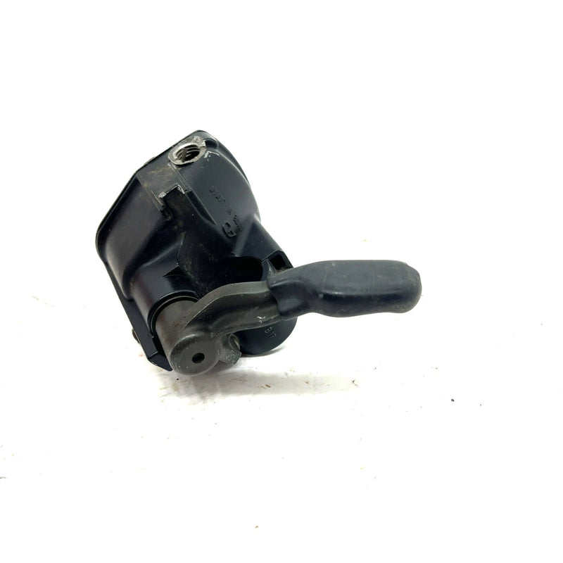 2002 Yamaha Big Bear 400 YFM400 OEM Throttle Lever 4KB-26250-12-00 AY52
