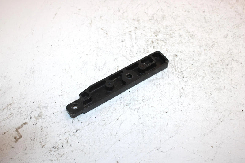 1990 Kawasaki 650 Ts Oem Right Exhaust Mount 39009-3703 JK8