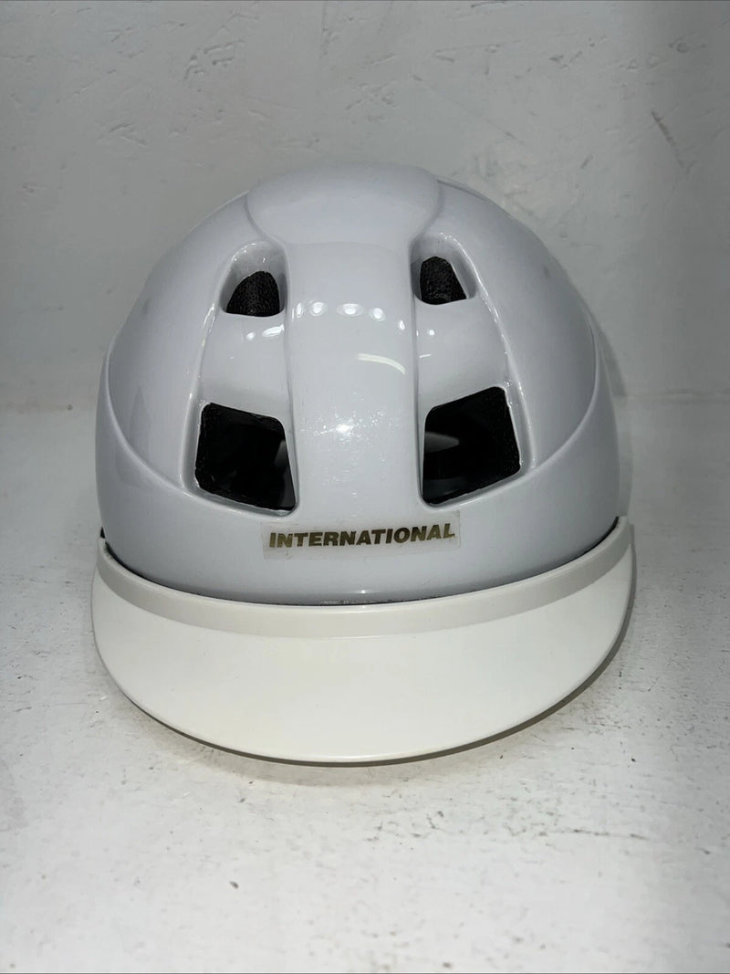New Women’s White IRH English Riding Helmet. 1056-17 Large. 12-98