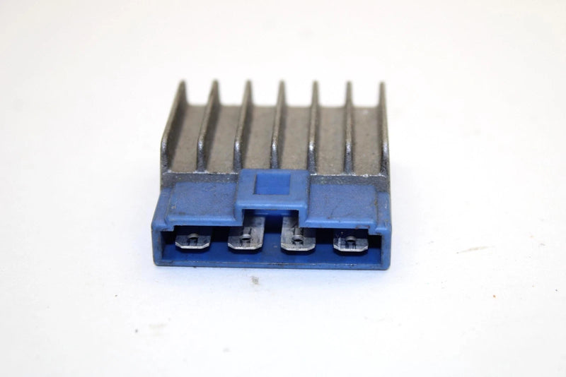 1995 Yamaha Vmax 600 Oem Voltage Regulator 8AB-81910-00-00 Q2427