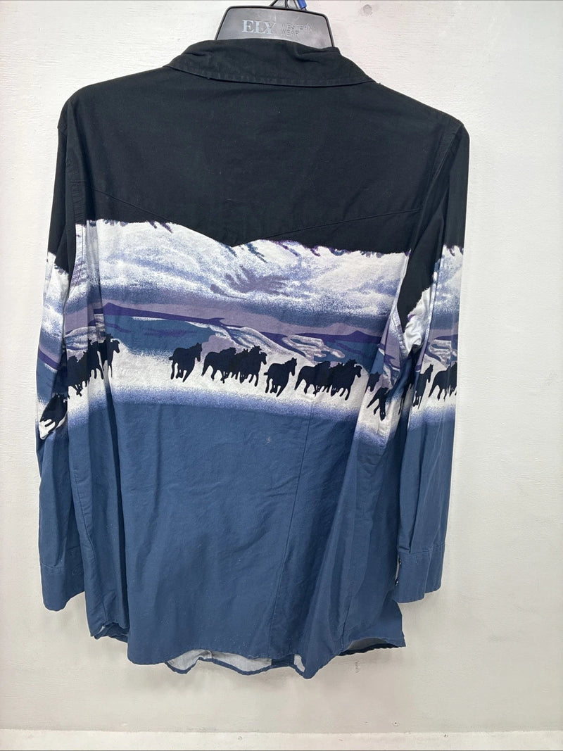 New Women’s Cumberland Multicolor Horse Design Long Sleeve Pearl Snap 2XL GG-42