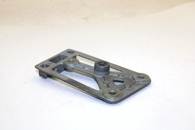 1999 Kawasaki Jet Ski 1100 Stx Oem Fuel Valve Bracket 11049-3718 JK0