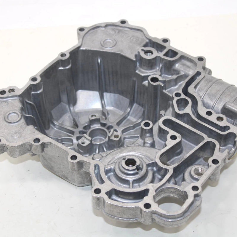 2017 Ski-doo Grand Touring 900 Stator Cover 420911052 SS65