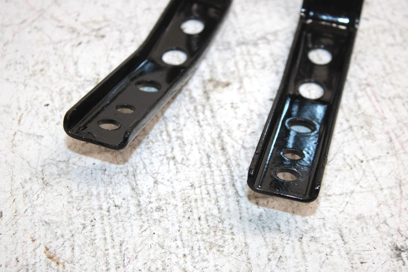 00 Kawasaki Bayou 300 4x4 Oem Rear Fender Upper Bracket Pair 35011-1424 AK20