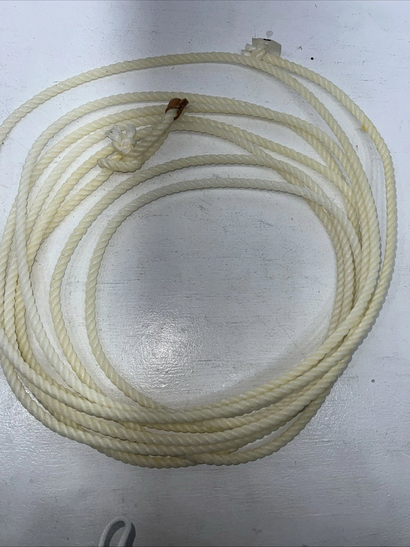 New Tough 1 White Lariat 7/16” X 30” Med Lay Rope #58-256-0-0 U-15