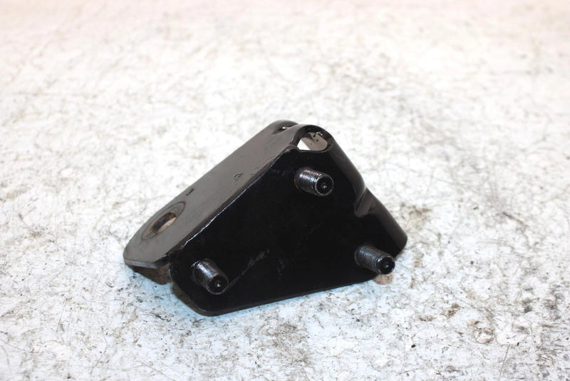2006 John Deere  Buck 650 Oem Upper Engine Mount Bracket 707000161 AJ0