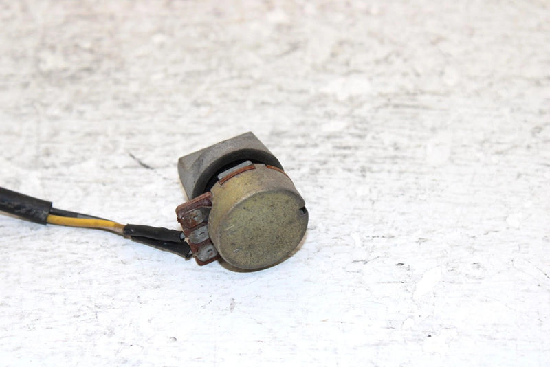 1996 Yamaha Vmax 600 Oem Hand Warmer Switch 8CR-87283-00-00 SY29