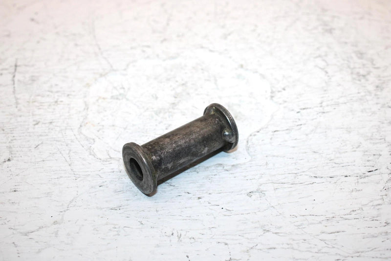 1982 Honda Atc 185a Oem Engine Mount Collar 50250-958-000 AH67