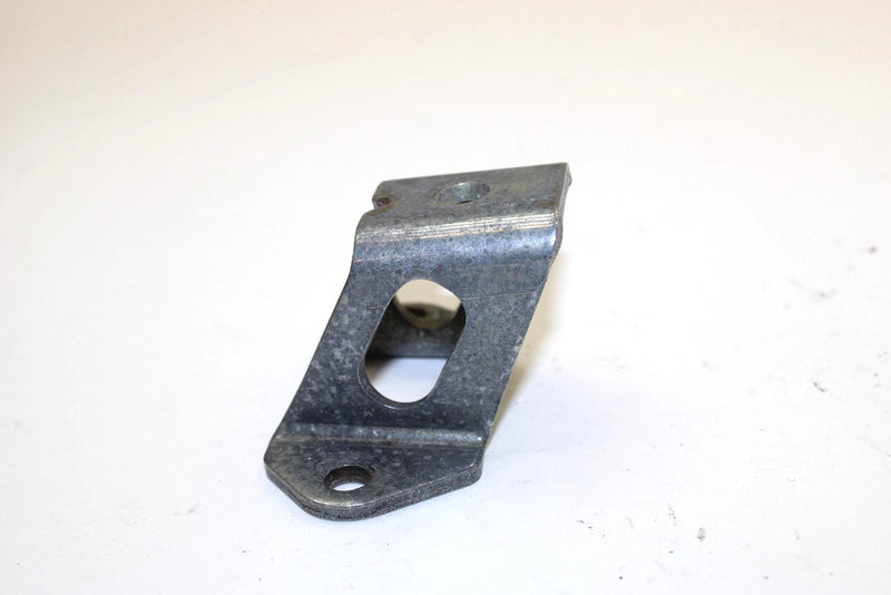 97 Yamaha Vmax 600 Xtc Oem Front Upper Right Motor Mount 8CR-21416-00-00 Q2393