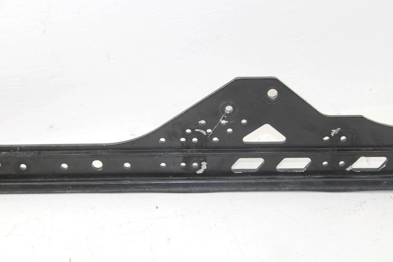 2017 Ski-doo Grand Touring 900 Oem Right Skid Rail 503193960 SS65