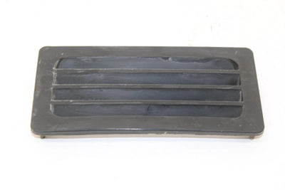 1988 Yamaha Srv Oem Front Center Hood Louver 8L9-77109-00-00 SY62
