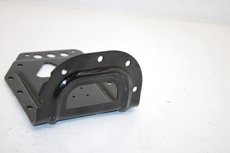 98 Polaris Xc 700 Oem BRKT RH LH R Susp BLK (Pair) 5242612-067/ 5242613-067SP143
