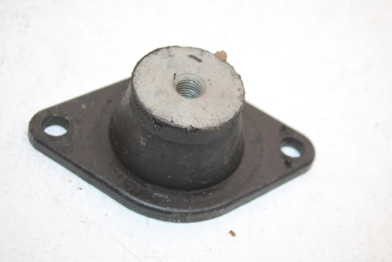 1996 Arctic Cat Montego Deluxe Oem Engine Mount Pair 3008-054 JA13