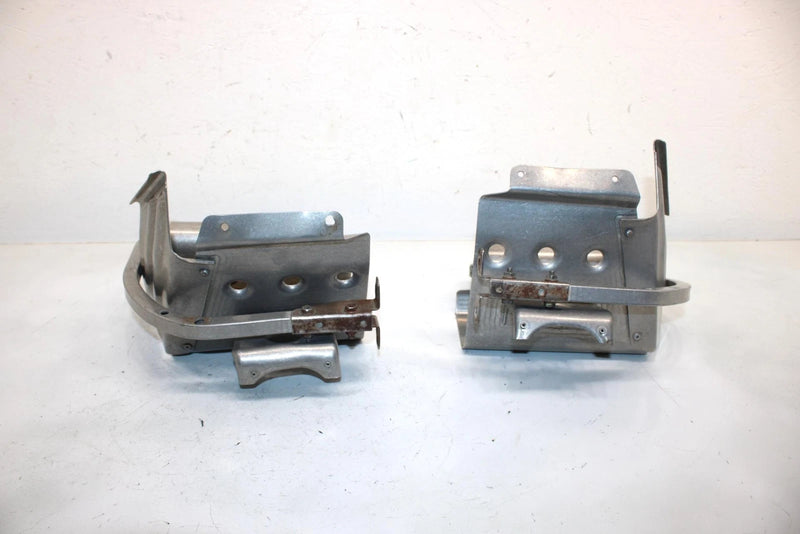94 Yamaha Vmax500 Le Vx500eu Oem Footrest Reinforcement Set 8AB-21926-00-00 SY30