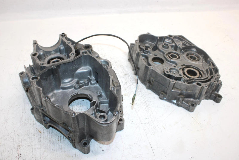 84 Yamaha  Tri Moto 3 Wheeler Oem Crankcase 29U-15100-00-00 AY21