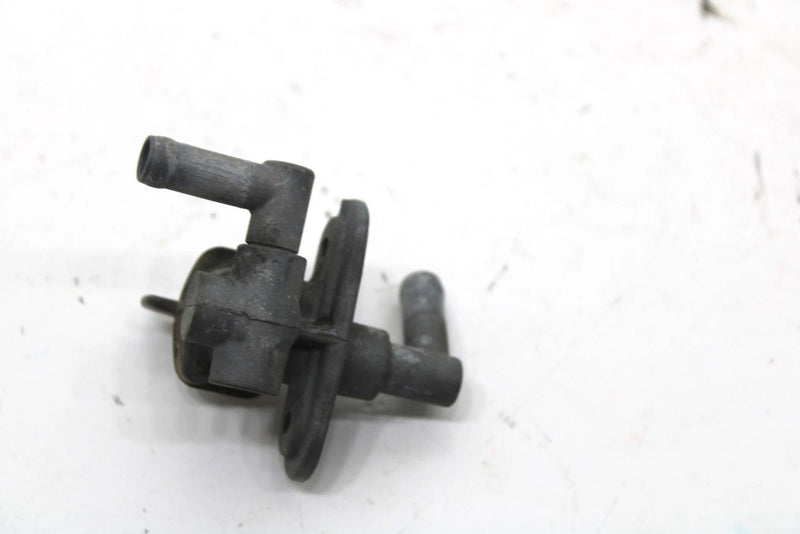 1989 Yamaha Ovation Oem Fuel Petcock Assembly 85L-24500-00-00 SY67