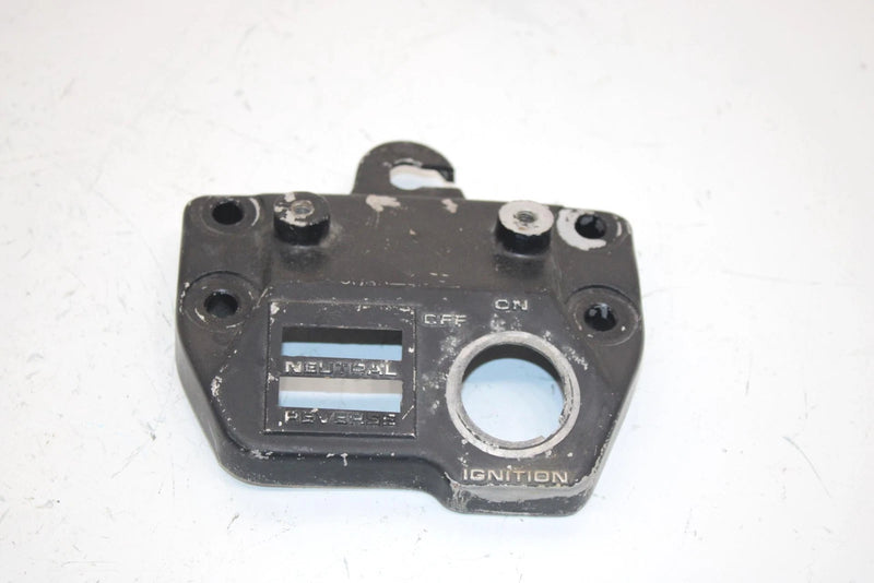 86 Honda Fourtrax  Trx125 A Oem Handlebar Holder 53131-VM6-680 AH16