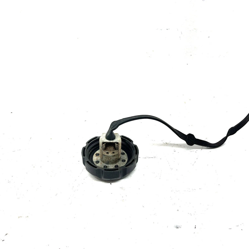87-93 Suzuki Quadrunner 4WD LT4WD OEM Fuel Gas Cap 44200-19B00 AS28
