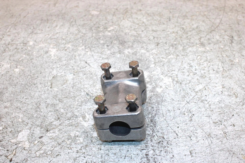 2006 Polaris Sportsman 500 Oem Handlebar Clamp W/Bolts 5631972 AP186