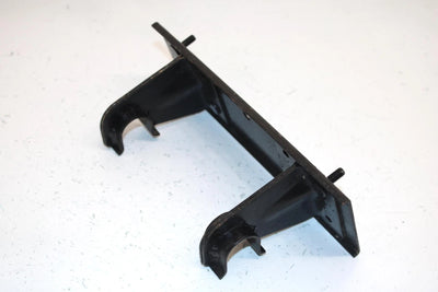 86 Honda Fourtrax  Trx125 A Oem Rear Fender Hinge 80102-VM6-000 AH7