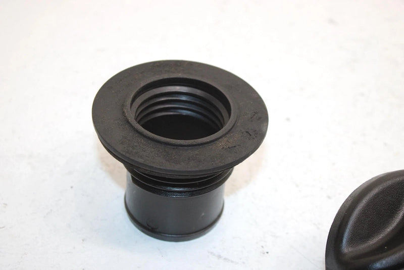 1999 Sea-doo Gti Oem Fuel Filler Neck 275500231 JS54