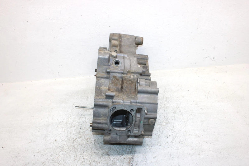 1998 Suzuki Quadrunner 250 Oem Crankcase 11301-20816 AS13