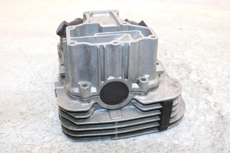 2001 Polaris Trail Boss Oem Cylinder Head W/Camshaft Holder 3089270 AP165
