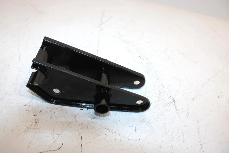99 Arctic Cat Zl 500 Efi Oem Front Shock Mount 0704-396 SAS2