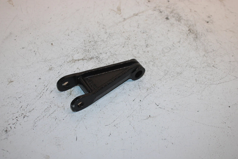 90 Yamaha Exciter Oem Front Suspension Lower Arm 2 8L0-2382F-00-00 SY3