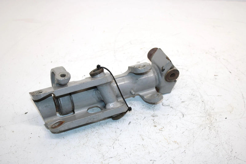 06 Arctic Cat Crossfire 600 Efi Sno Pro Oem Right Steering Knuckle 1703-630 SA18