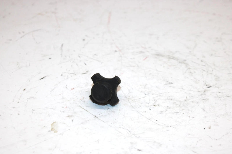 1994 Polaris 440 L/c Oem Hood Latch Retainer 5431502 SP73