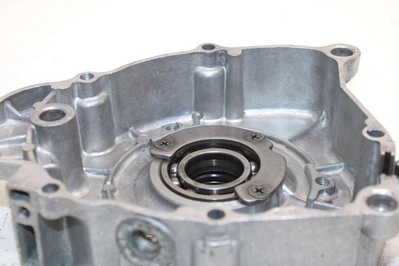 1999 Yamaha  Bear Tracker 2wd Oem Stator Side Cover 4BD-15787-10-00 AY50