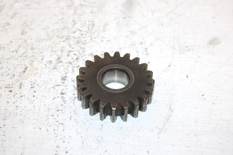 1996 Yamaha  Warrior 350 Oem 2nd Pinion Gear 1UY-17121-00-00 AY6
