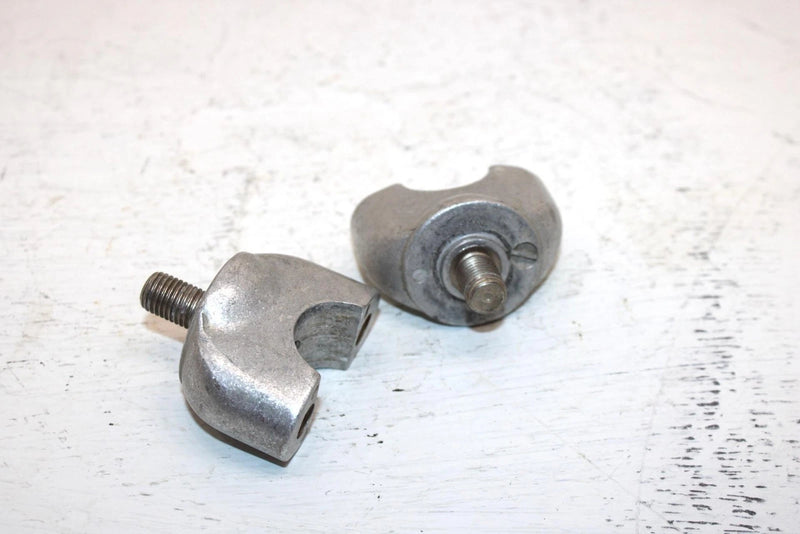 1983 Honda Atc 110 A Oem Lower Handlebar Mount Pair 53130-HB9-000 AHS